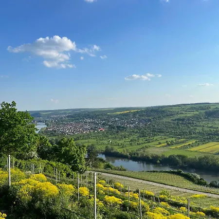 招待所 Maindrei - Schlafen Am Fluss